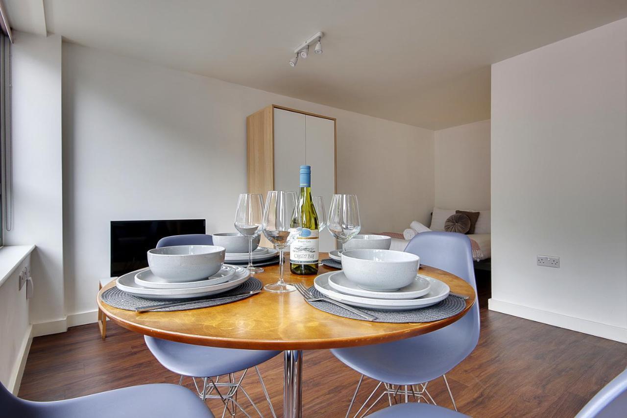 Hill House Holiday Apartments ボーンマス エクステリア 写真
