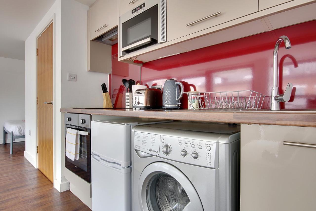 Hill House Holiday Apartments ボーンマス エクステリア 写真