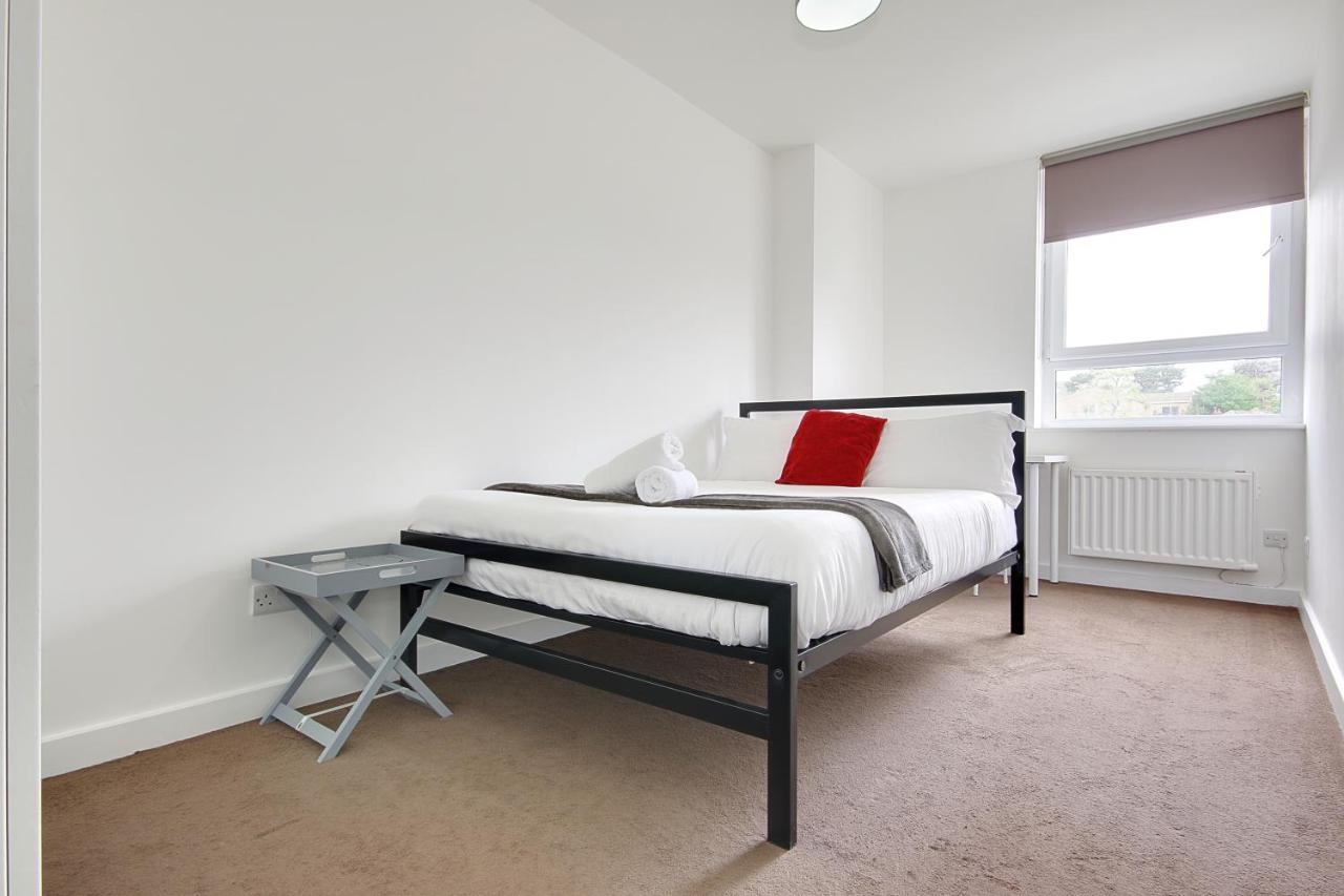 Hill House Holiday Apartments ボーンマス エクステリア 写真