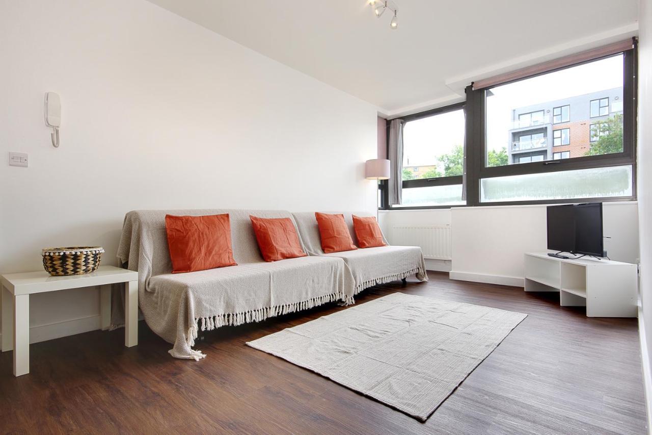 Hill House Holiday Apartments ボーンマス エクステリア 写真