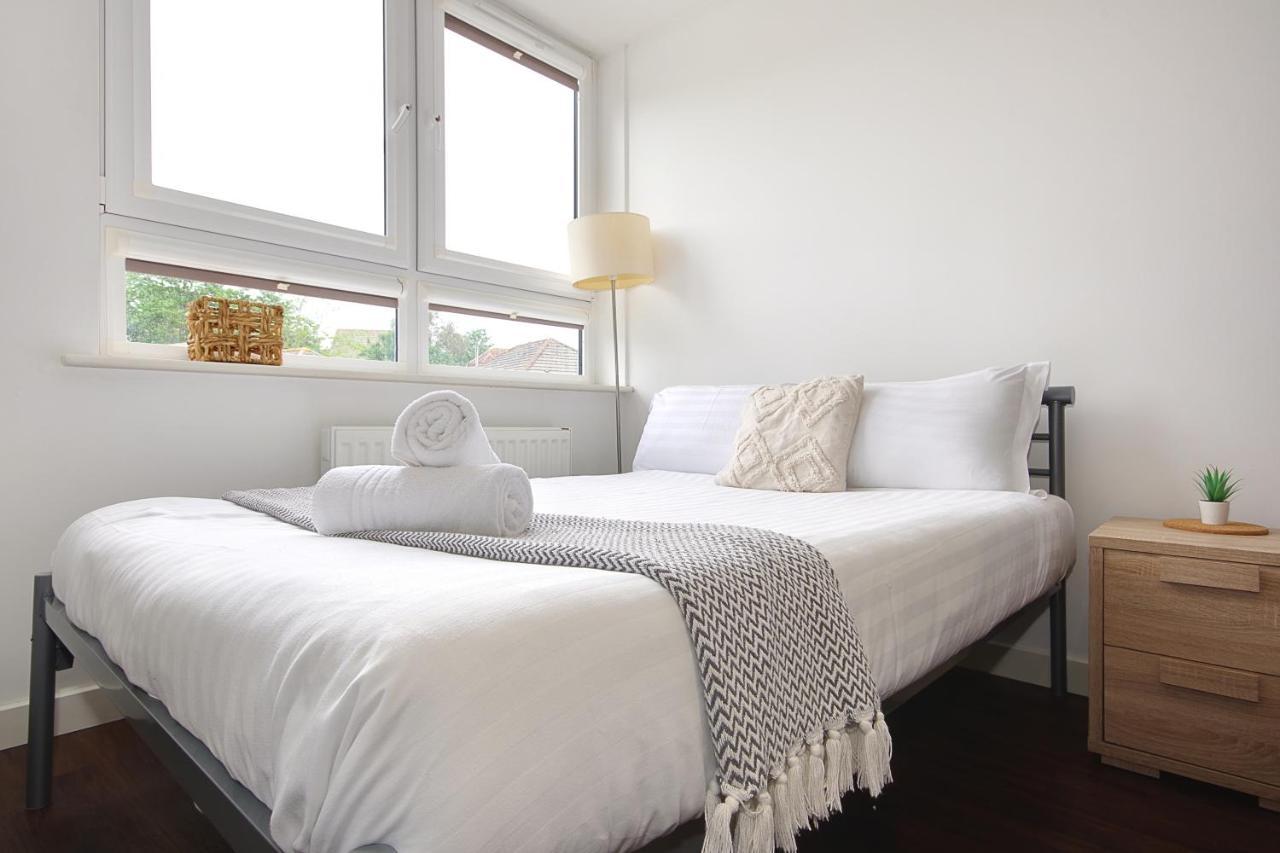 Hill House Holiday Apartments ボーンマス エクステリア 写真