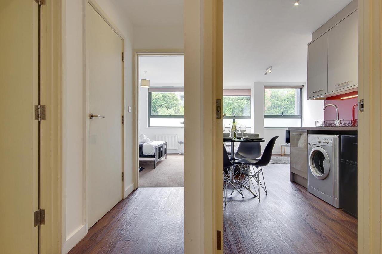 Hill House Holiday Apartments ボーンマス エクステリア 写真